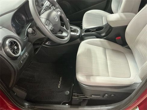 Certified 2023 Hyundai Kona SEL image 9