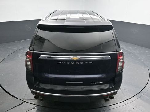 Used 2024 Chevrolet Suburban Premier image 20