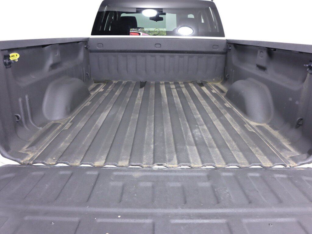 Used 2017 GMC Sierra 1500 SLE AWD/4WD image 28