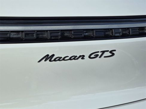 Used 2021 Porsche Macan GTS image 11
