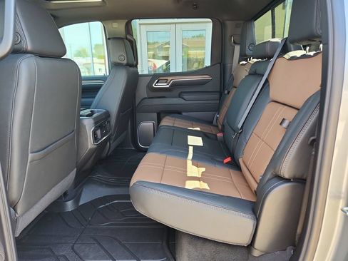 New 2026 Chevrolet Silverado 1500 High Country AWD/4WD image 28