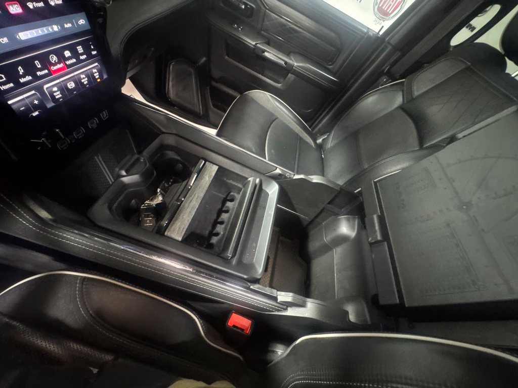 Used 2025 RAM 2500 Limited AWD/4WD image 21