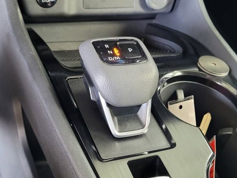 Certified 2025 Nissan Rogue SV AWD/4WD image 15