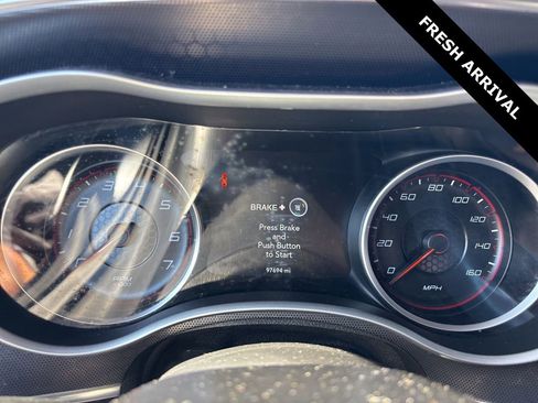 Used 2017 Dodge Charger R/T image 6