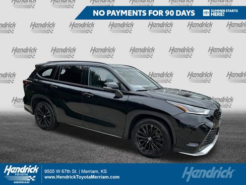Used 2025 Toyota Highlander XSE AWD/4WD image 1