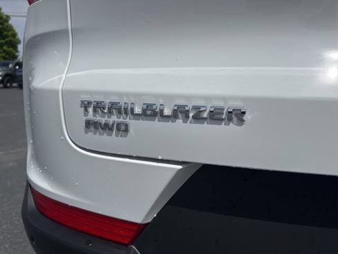 New 2026 Chevrolet TrailBlazer LS w/ LS Convenience Package AWD/4WD image 10