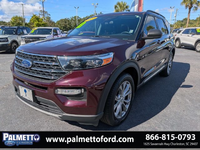 Used 2023 Ford Explorer XLT w/ Equipment Group 202A RWD image 8