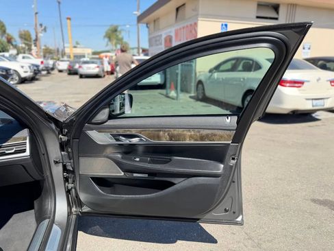 Used 2016 BMW 740i RWD image 44