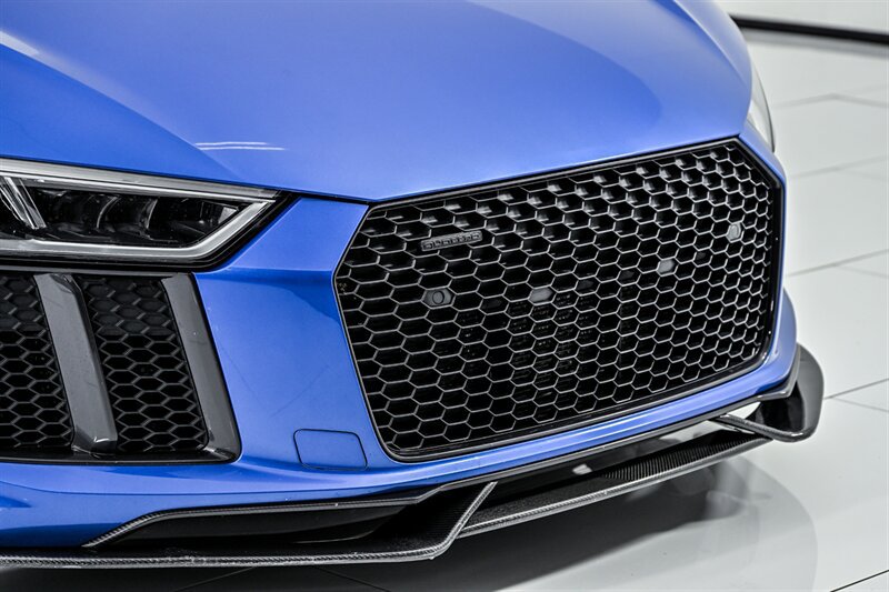 Used 2017 Audi R8 V10 plus AWD/4WD image 5