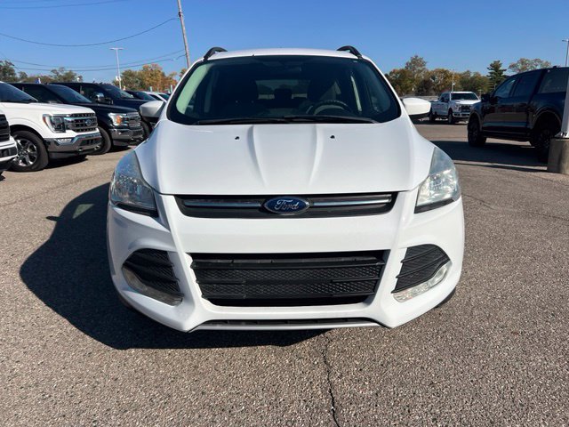 Used 2016 Ford Escape SE w/ Equipment Group 201A AWD/4WD image 2