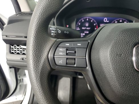 Certified 2023 Honda Accord EX image 26