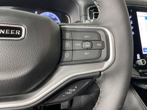 New 2026 Jeep Grand Wagoneer 4WD image 7