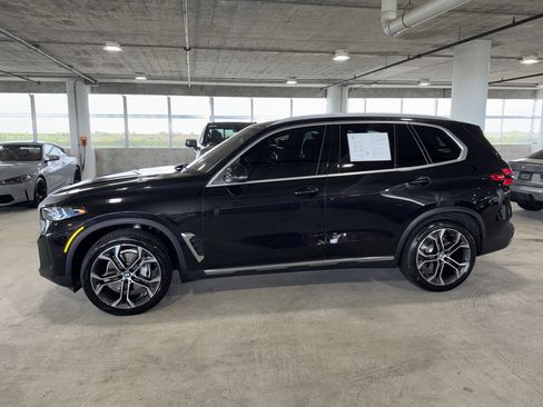 Used 2024 BMW X5 sDrive40i w/ Premium Package RWD image 5