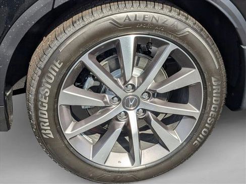 Used 2025 Acura MDX FWD w/ Technology Package image 15