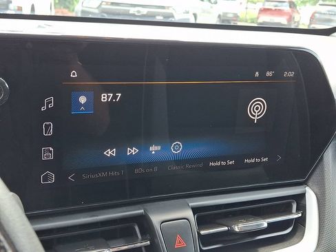 Used 2025 Chevrolet TrailBlazer LS w/ LS Convenience Package AWD/4WD image 16