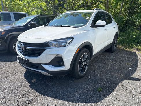 Used 2023 Buick Encore GX Select AWD/4WD image 3