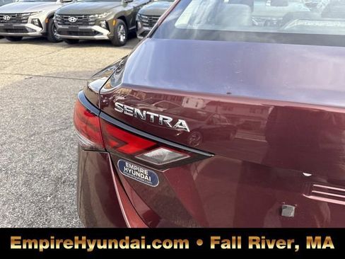 Used 2023 Nissan Sentra SV image 5