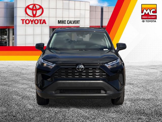 Used 2025 Toyota RAV4 LE FWD image 2