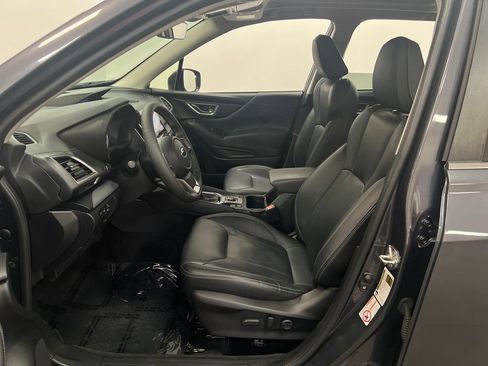 Used 2020 Subaru Forester Limited w/ Popular Package #3 AWD/4WD image 9
