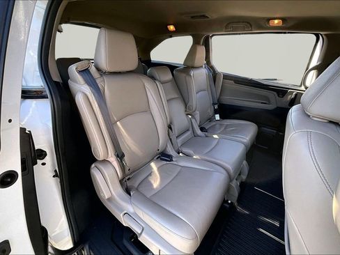 Used 2022 Honda Odyssey EX-L image 17