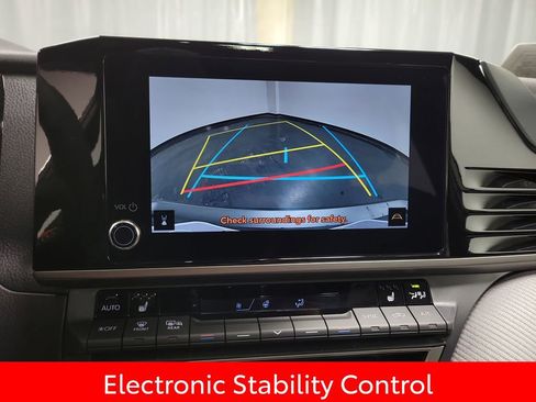 Used 2026 Toyota Camry SE image 17