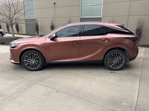 Used 2023 Lexus RX 350 AWD w/ Accessory Package (Z1) image 7