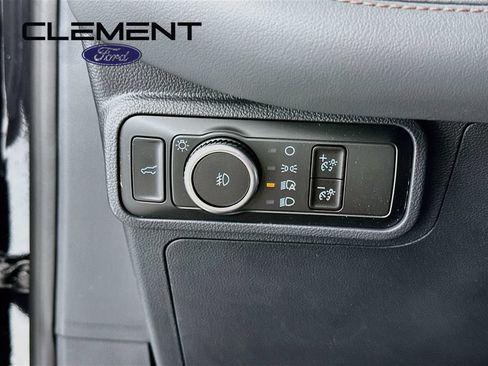 New 2026 Ford Explorer Active w/ Active Comfort Package AWD/4WD image 13