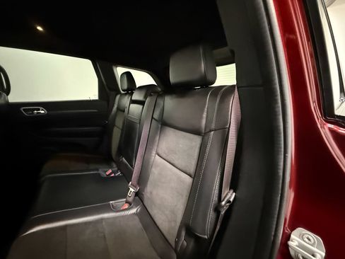 Used 2022 Jeep Grand Cherokee Laredo X AWD/4WD image 48