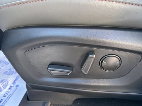 New 2026 Ford Explorer Active w/ Active Comfort Package image 27