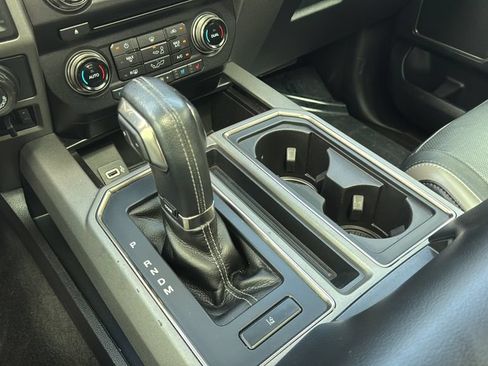 Used 2017 Ford F150 Raptor w/ Equipment Group 802A Luxury AWD/4WD image 21