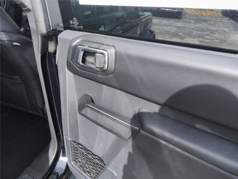 New 2026 Ford Bronco Outer Banks AWD/4WD image 22