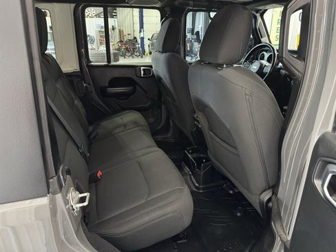 Used 2020 Jeep Wrangler Unlimited Sport AWD/4WD image 16