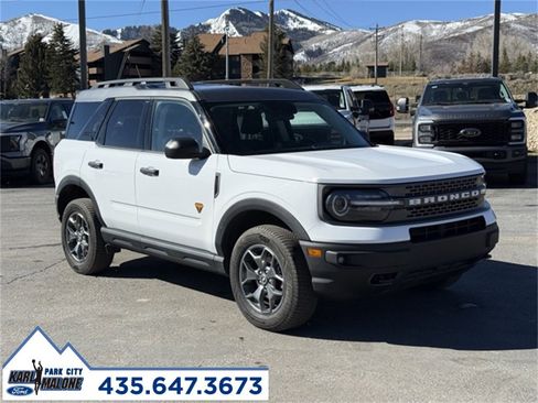 Used 2021 Ford Bronco Sport Badlands image 8