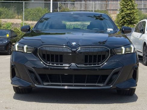 New 2027 BMW 530i w/ M Sport Package RWD image 2