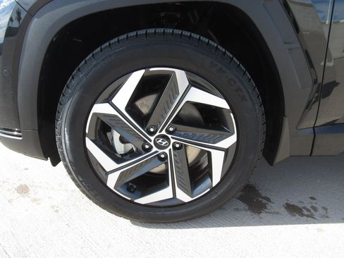 Used 2023 Hyundai Tucson Limited w/ Cargo Package image 4