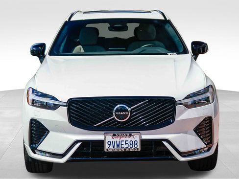 Used 2026 Volvo XC60 B5 Plus w/ Protection Package Premier image 2