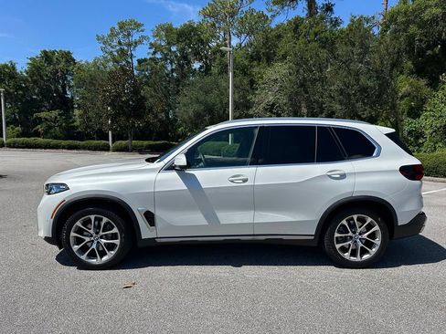 Used 2026 BMW X5 xDrive40i w/ Parking Assistance Package AWD/4WD image 2