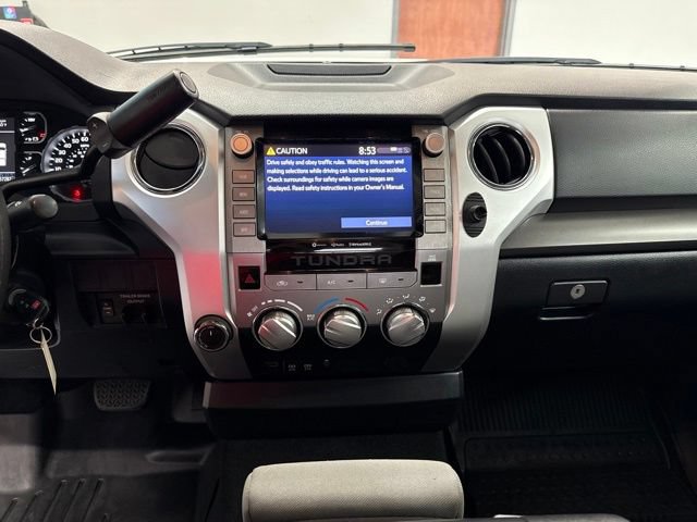 Used 2020 Toyota Tundra SR5 AWD/4WD image 32