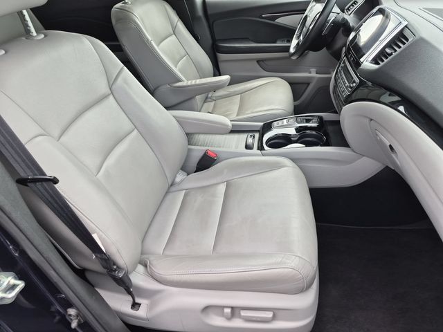Used 2016 Honda Pilot Touring image 21