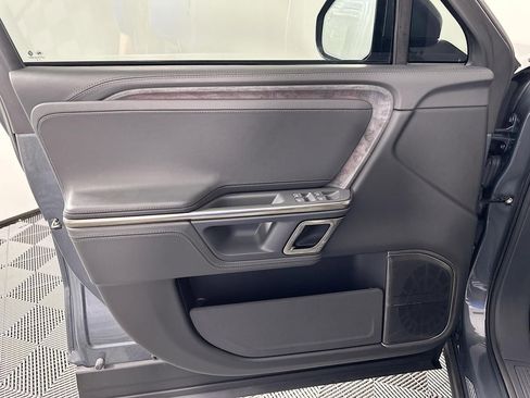 Used 2022 Rivian R1T Adventure image 27