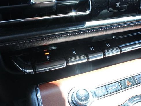 Used 2020 Lincoln Aviator Reserve w/ Equipment Group 201A AWD/4WD image 18