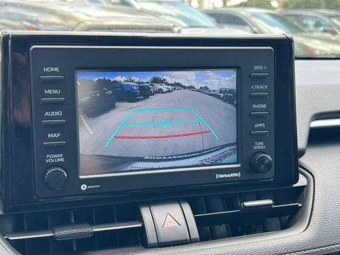 Used 2021 Toyota RAV4 LE FWD image 28