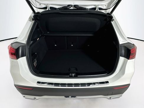 New 2026 Mercedes-Benz GLA 250 image 26