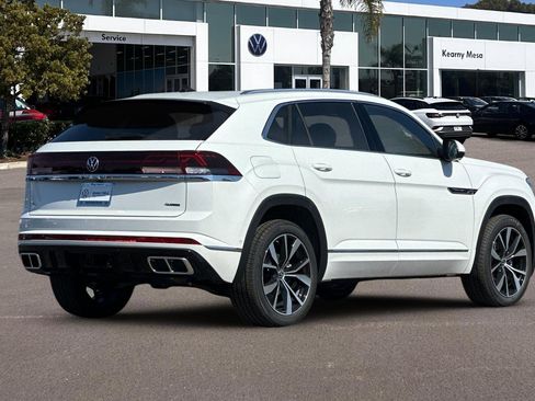 New 2026 Volkswagen Atlas Cross Sport SEL Premium R-Line image 4