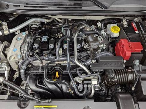 Used 2024 Nissan Sentra SR w/ SR Premium Package FWD image 31