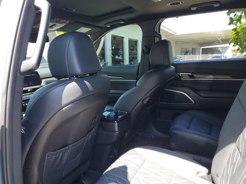 Used 2025 Kia Telluride EX X-Line AWD/4WD image 14