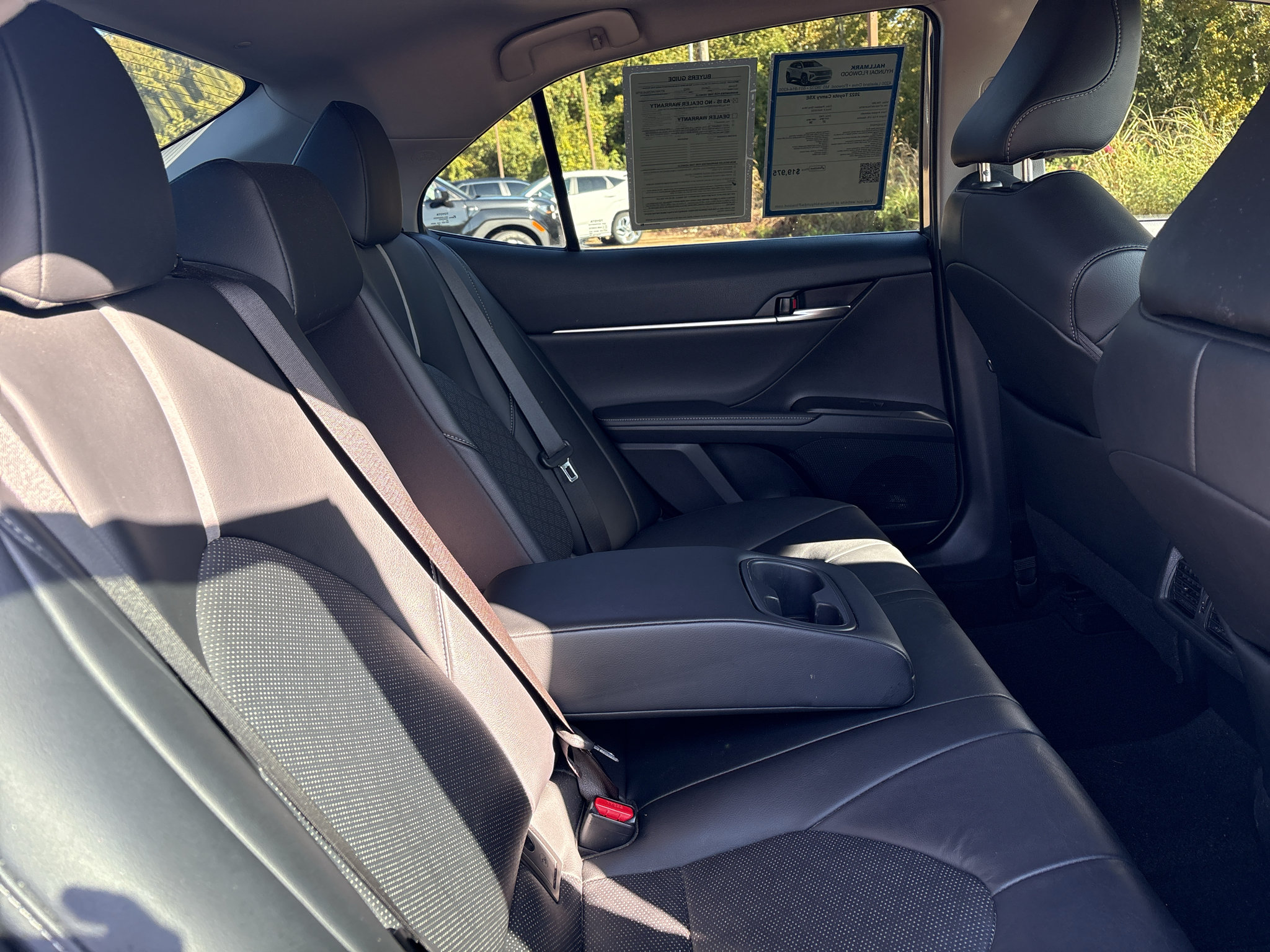 Used 2022 Toyota Camry XSE FWD image 12