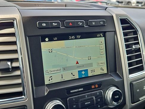 Used 2017 Ford F350 Platinum w/ Platinum Ultimate Package AWD/4WD image 18