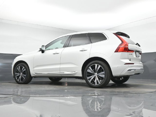 Used 2023 Volvo XC60 B5 Plus w/ Protection Package Premier FWD image 14
