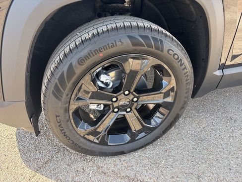 New 2026 Chevrolet Equinox LT w/ Midnight Edition image 31